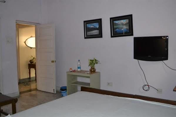 Monorama Guest House Kolkata Exterior photo